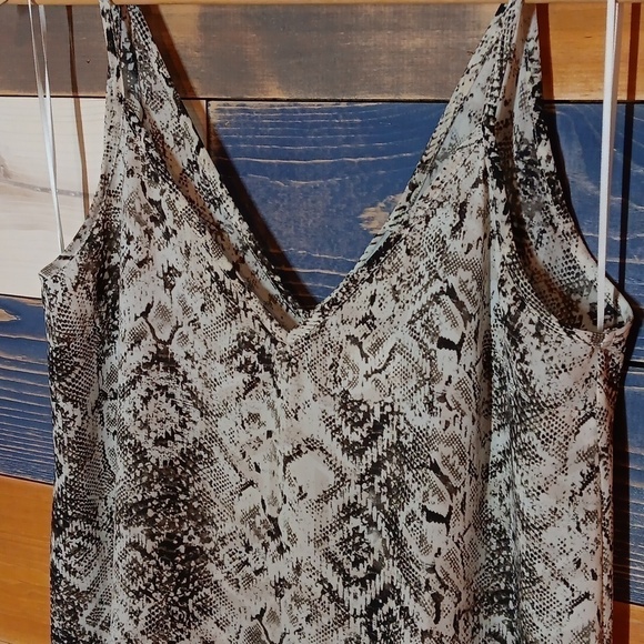Allison Joy Mia Cami S NWT snake print - Picture 4 of 8